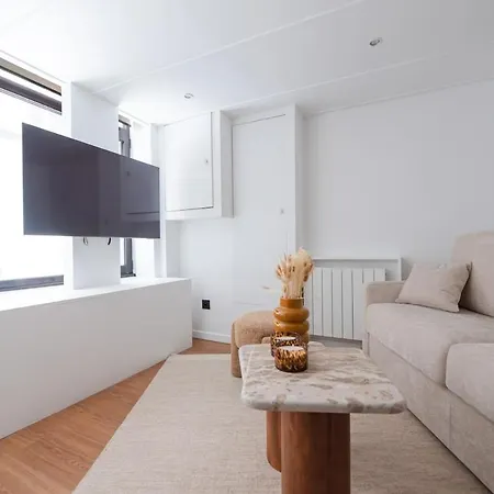Cosy In With Ac * 파리